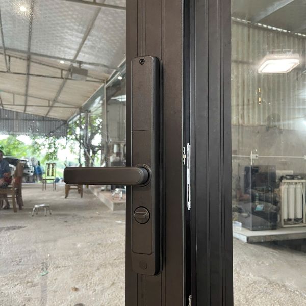 Khóa cửa vân tay Kardos SmartLock A109 Đen - mặt sau