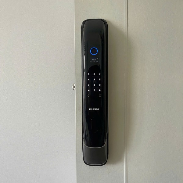 Khóa cửa vân tay Kardos SmartLock A15 - chi tiết