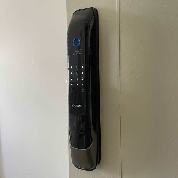 Khóa cửa vân tay Kardos SmartLock A15 - phụ kiện