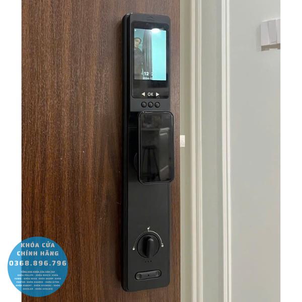 Khóa cửa vân tay Avolock AL 82FRVT Face 3D - lắp đặt thực tế