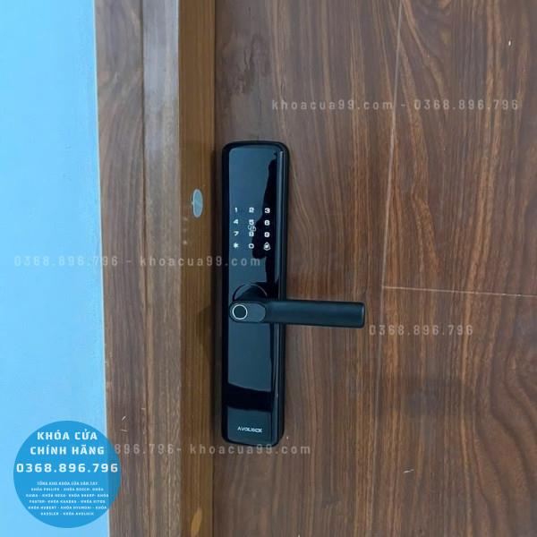 Khóa cửa vân tay Avolock AV66 app wifi - mặt sau
