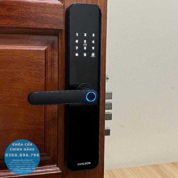 Khóa cửa vân tay Avolock AV68 app wifi - mặt sau