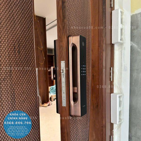 Khóa cửa Bosch FU8-PLUS Face id - mặt sau