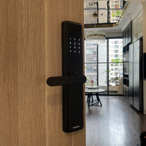 Khóa cửa vân tay Kardos SmartLock G63 Đen - mặt sau