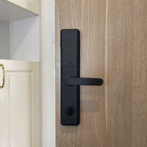 Khóa cửa vân tay Kardos SmartLock G63 Đen - phụ kiện
