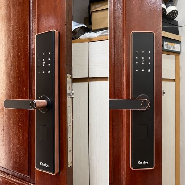 Khóa cửa vân tay Kardos SmartLock G63 Viền Đồng - phụ kiện