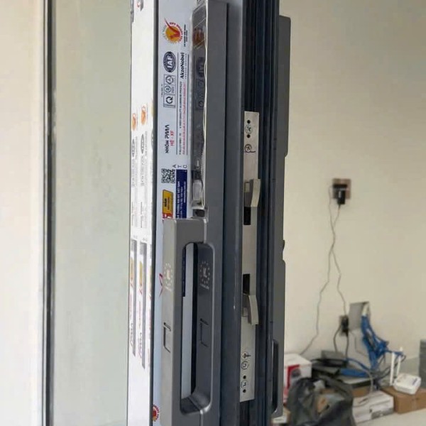 Khóa cửa nhôm Kassler KL599 CNC 02 - chi tiết