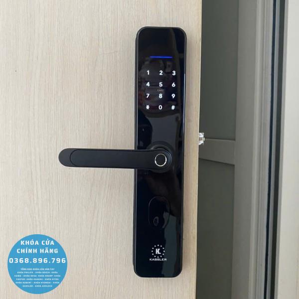 Khóa cửa vân tay Kassler KL696 Black - phụ kiện