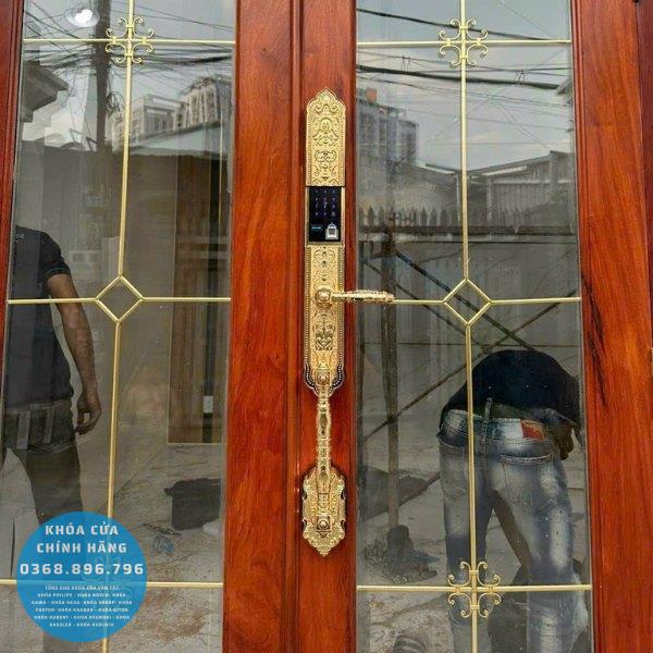 Khóa cửa vân tay tân cổ điển Kassler KL 939 - mặt sau