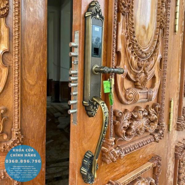 Khóa cửa vân tay tân cổ điển Kassler KL 969GR - chi tiết