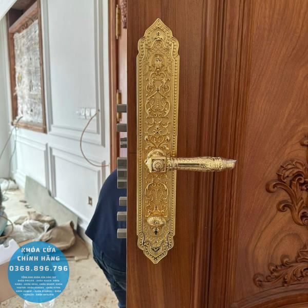 Khóa cửa vân tay tân cổ điển Kassler KL 999 - lắp đặt thực tế
