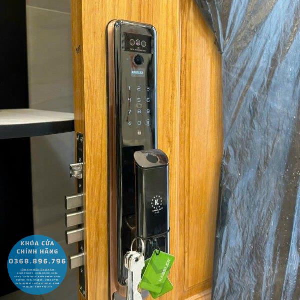 Khóa cửa vân tay Kassler KL838 Face ID  - mặt sau