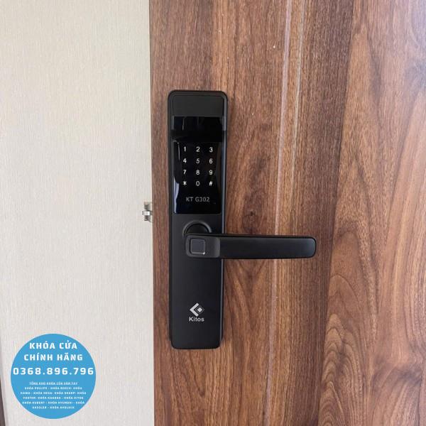 Khóa cửa vân tay Kitos KT G302 Pro - mặt sau