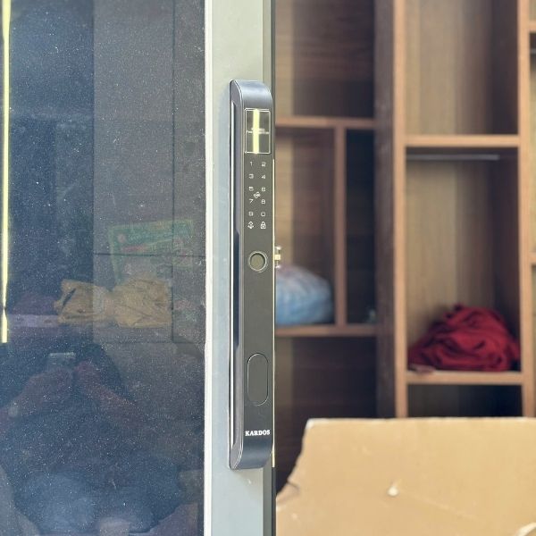 Khóa cửa vân tay Kardos SmartLock La5 Pro Face ID 3D - chi tiết