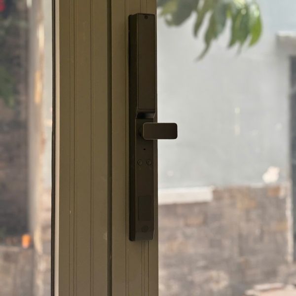 Khóa cửa vân tay Kardos SmartLock La5 Pro Face ID 3D - thông số kỹ thuật